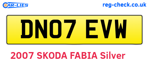 DN07EVW are the vehicle registration plates.