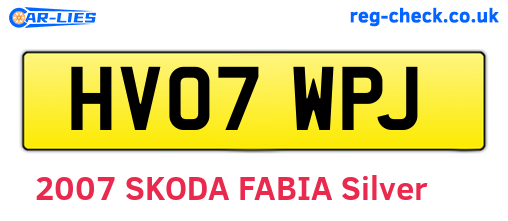 HV07WPJ are the vehicle registration plates.