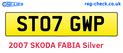 ST07GWP are the vehicle registration plates.