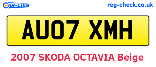 AU07XMH are the vehicle registration plates.