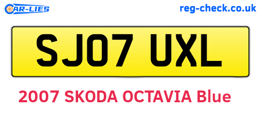 SJ07UXL are the vehicle registration plates.