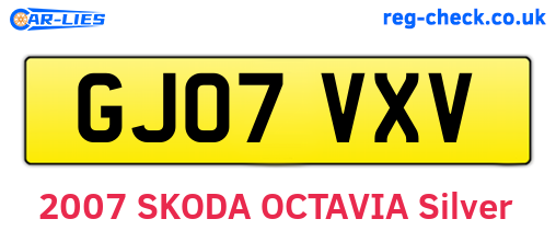 GJ07VXV are the vehicle registration plates.