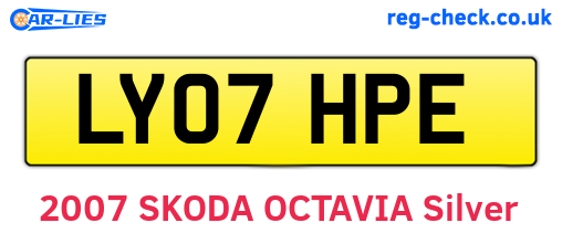 LY07HPE are the vehicle registration plates.