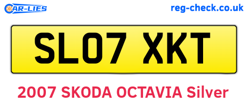 SL07XKT are the vehicle registration plates.