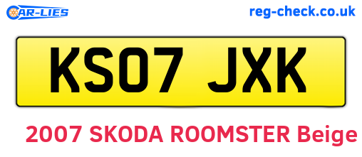 KS07JXK are the vehicle registration plates.