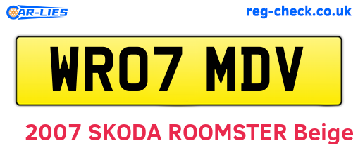 WR07MDV are the vehicle registration plates.