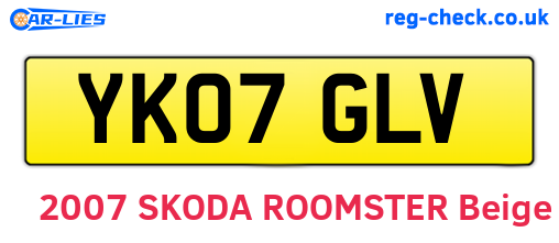 YK07GLV are the vehicle registration plates.