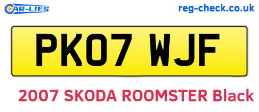 PK07WJF are the vehicle registration plates.
