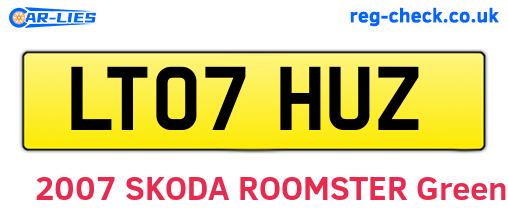 LT07HUZ are the vehicle registration plates.