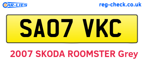SA07VKC are the vehicle registration plates.