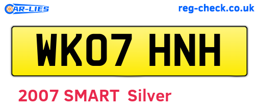 WK07HNH are the vehicle registration plates.