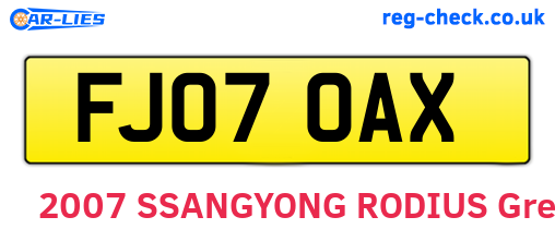 FJ07OAX are the vehicle registration plates.