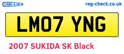 LM07YNG are the vehicle registration plates.