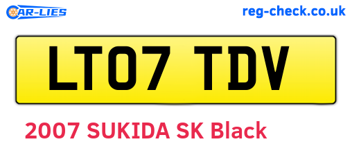 LT07TDV are the vehicle registration plates.