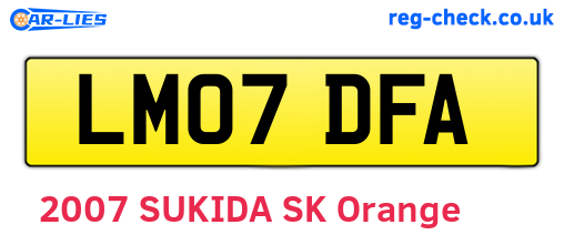 LM07DFA are the vehicle registration plates.