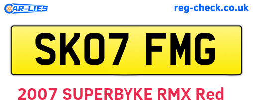 SK07FMG are the vehicle registration plates.