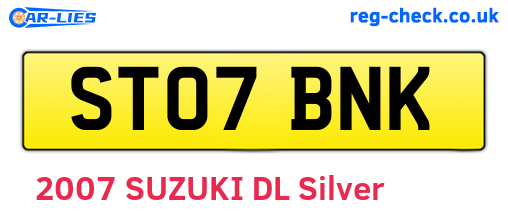 ST07BNK are the vehicle registration plates.