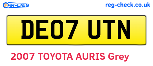 DE07UTN are the vehicle registration plates.