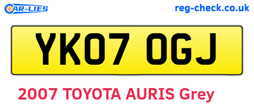 YK07OGJ are the vehicle registration plates.