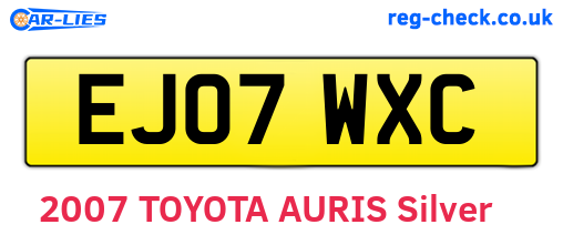 EJ07WXC are the vehicle registration plates.