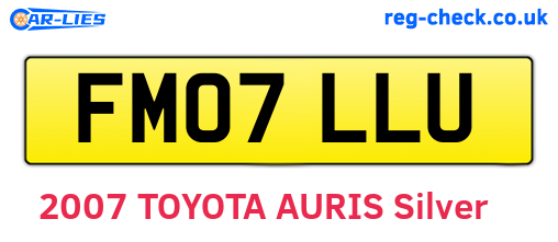 FM07LLU are the vehicle registration plates.