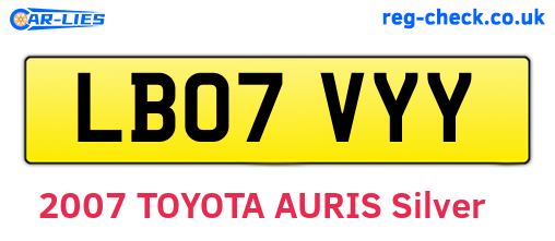 LB07VYY are the vehicle registration plates.