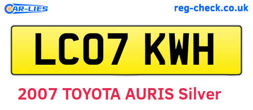 LC07KWH are the vehicle registration plates.