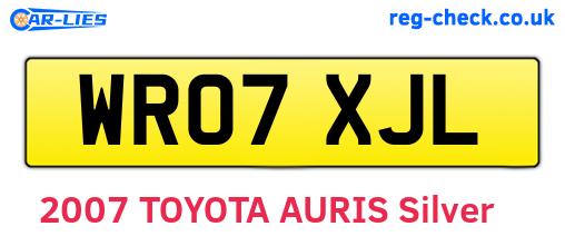 WR07XJL are the vehicle registration plates.