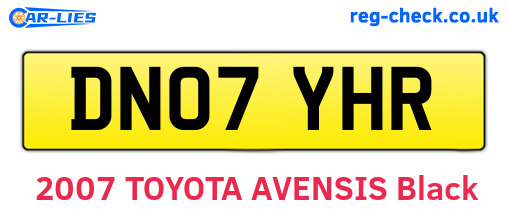 DN07YHR are the vehicle registration plates.