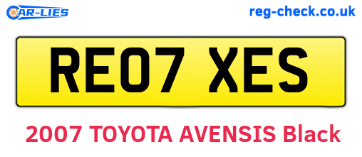 RE07XES are the vehicle registration plates.