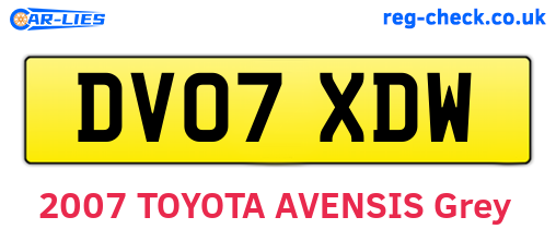 DV07XDW are the vehicle registration plates.