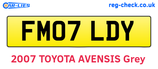 FM07LDY are the vehicle registration plates.