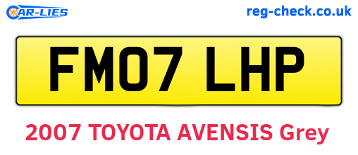 FM07LHP are the vehicle registration plates.
