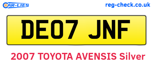 DE07JNF are the vehicle registration plates.