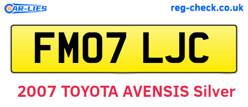 FM07LJC are the vehicle registration plates.