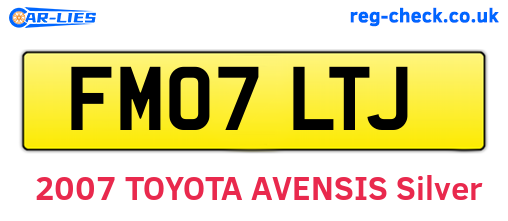 FM07LTJ are the vehicle registration plates.