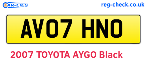 AV07HNO are the vehicle registration plates.