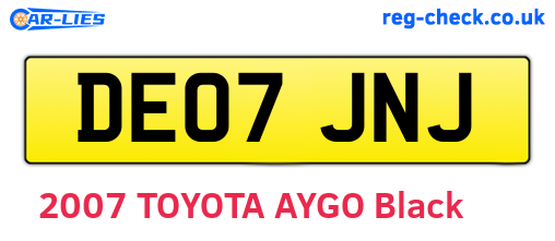 DE07JNJ are the vehicle registration plates.