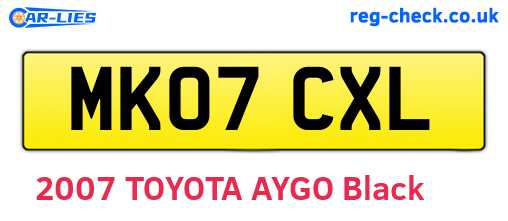 MK07CXL are the vehicle registration plates.