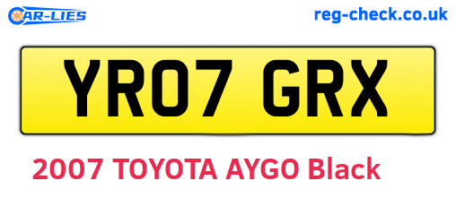 YR07GRX are the vehicle registration plates.