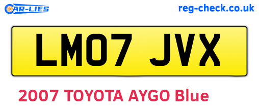 LM07JVX are the vehicle registration plates.