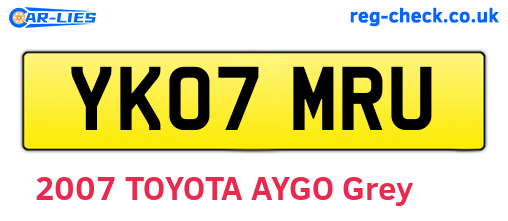 YK07MRU are the vehicle registration plates.
