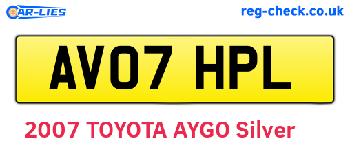 AV07HPL are the vehicle registration plates.