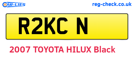 R2KCN are the vehicle registration plates.
