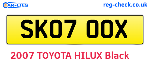 SK07OOX are the vehicle registration plates.