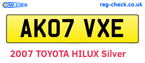 AK07VXE are the vehicle registration plates.