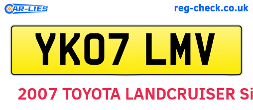 YK07LMV are the vehicle registration plates.