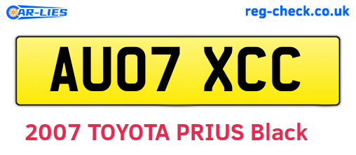 AU07XCC are the vehicle registration plates.