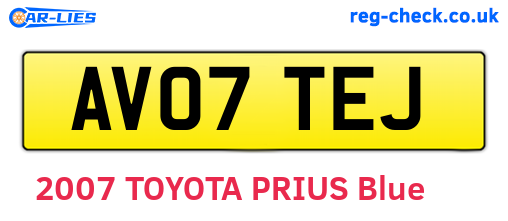 AV07TEJ are the vehicle registration plates.
