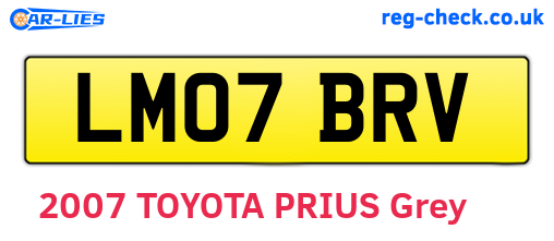 LM07BRV are the vehicle registration plates.